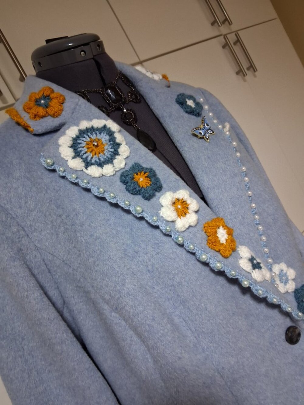 Upcycle Light Blue Crochet Flowers 3/4 Length Coat Size 16 - Picture 4 of 12